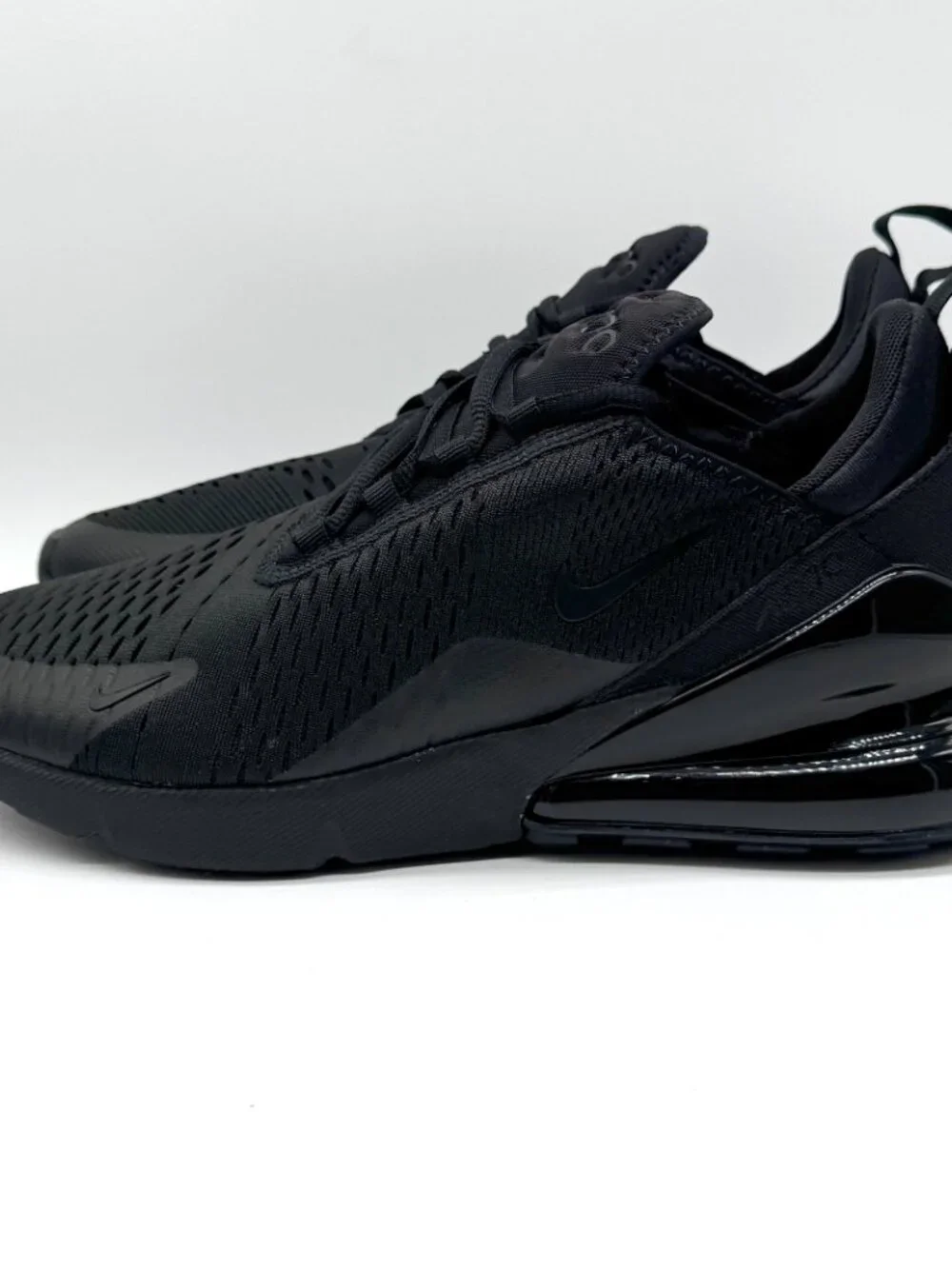 Nike Mens Air Max 270 Black Shoes Sz 10.5 New w/ Marks Activewear AH8050-005